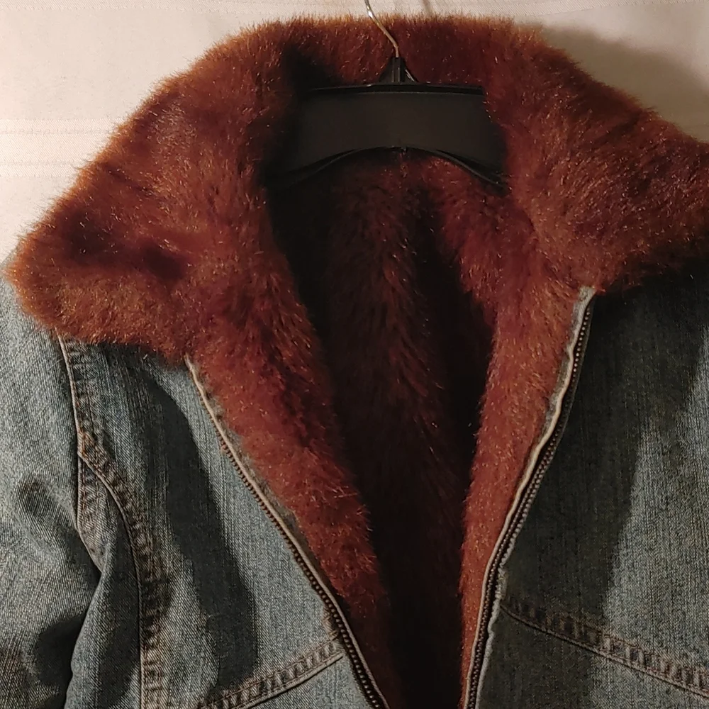 KC Collection Jacket - Picture 2 of 6
